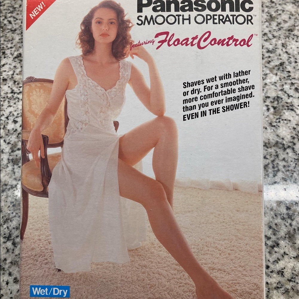 Vintage women Panasonic wet/dry rechargeable shaver